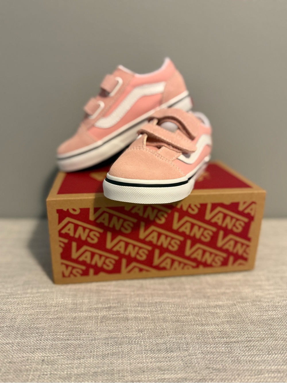 Vans Kids Pink Velcro Old Skool Sneakers with White Stripe